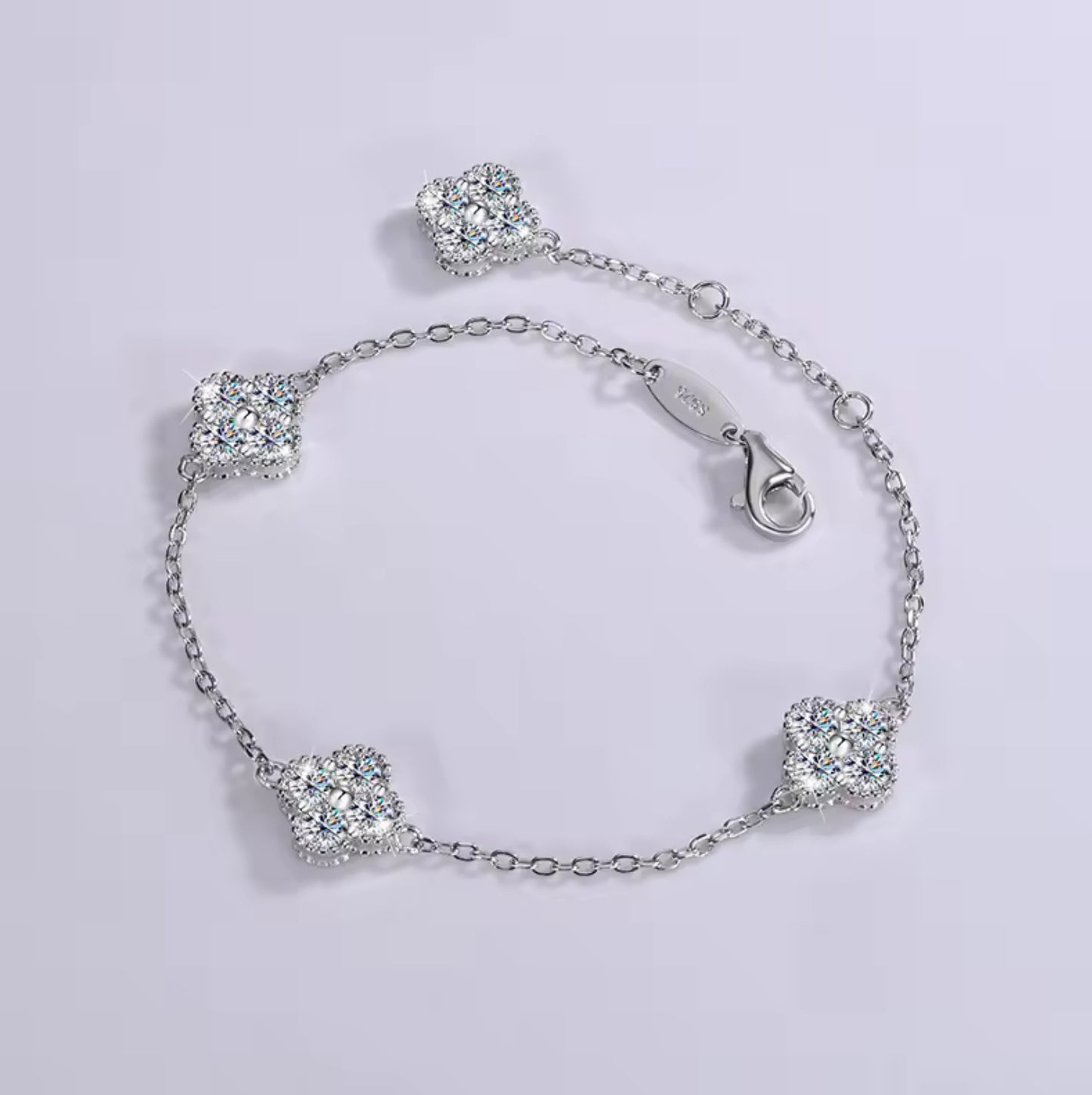 Luxe Silver Moissanite Clover Bracelet