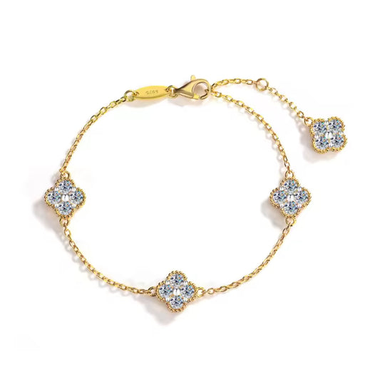 Luxe Gold Moissanite Clover Bracelet